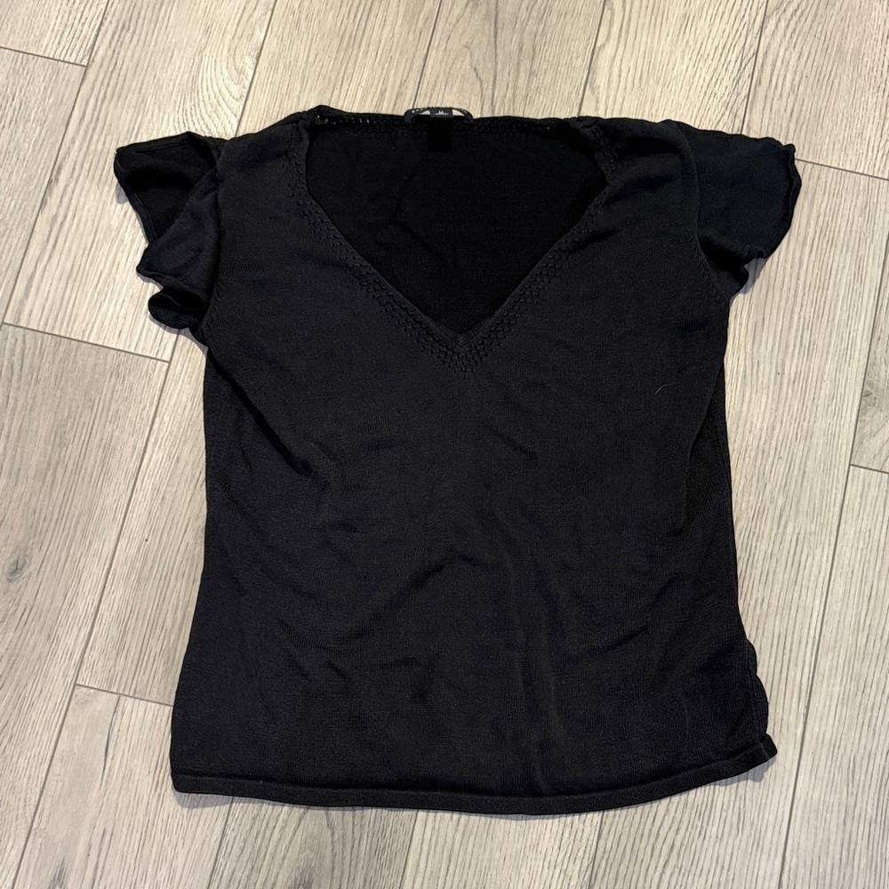 Elegant Black V-Neck Women's Top Junior size m medium top